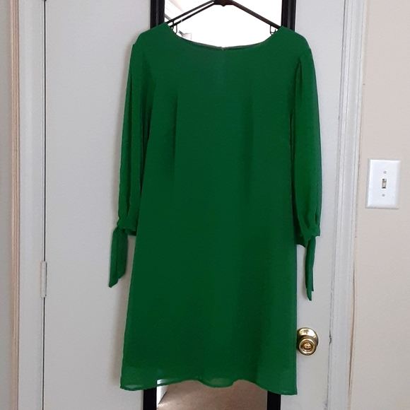 Sweet Pea by Stacy Frati Dresses & Skirts - Green dress